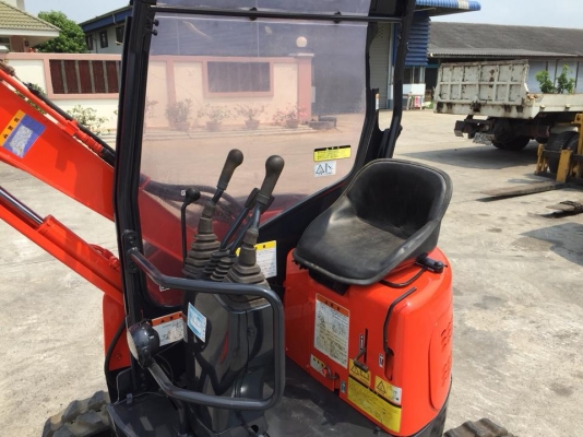 รถขุด HITACHI EX15UR นำเข้ามือสองญี่ปุ่น