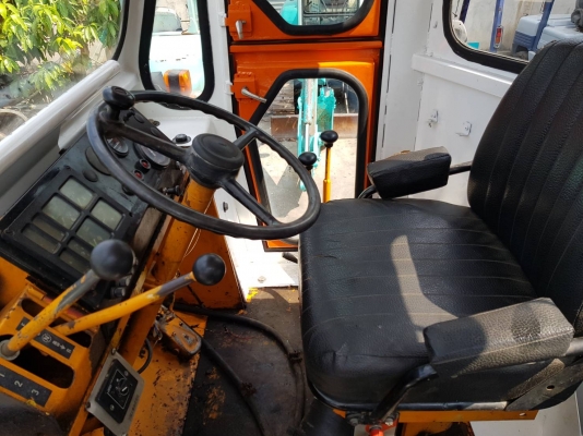 รถตัก KOMATSU 510 เครื่องยนต์KOMATSU 4D105 เก่าญี่ปุ่นรถนอกนำเข้า ไม่เคยใช้งานไทย เครื่องยต์เกียร์ทอลค์แรงดี สภาพสมบูรณ์ ชั่วโมงการใช้งาน6000'กว่าชม.บูธสลักเอวสวิงและบุ้งกี๋สภาพเดิม ของเดิมแท้ติดรถ รับรองคุณภาพ ราคา 650,000 บาท รถสวยมีเอกสารอินวอยท์ รถตัก KOMATSU 510 เครื่องยนต์KOMATSU 4D105 เก่าญี่ปุ่นรถนอกนำเข้า ไม่เคยใช้งานไทย เครื่องยต์เกียร์ทอลค์แรงดี สภาพสมบูรณ์ ชั่วโมงการใช้งาน6000'กว่าชม.บูธสลักเอวสวิงและบุ้งกี๋สภาพเดิม ของเดิมแท้ติดรถ รับรองคุณภาพ ราคา 650,000 บาท รถสวยมีเอกสารอินวอยท์