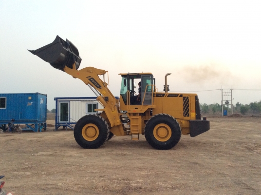 ใหม่!!ขายรถตักล้อยางยี่ห้อ LOVOL รุ่น FL956F-II/LA สภาพสวย มีประสิทธิภาพสูง พร้อมใช้งาน