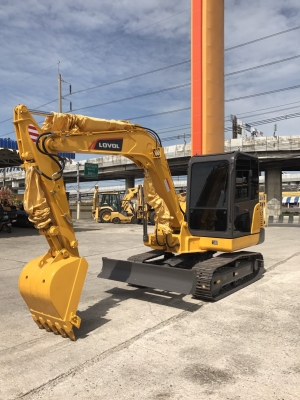 ใหม่!!ขายรถขุดดินตีนตะขาบยี่ห้อ LOVOL รุ่น FR60E สภาพสวยมากๆรถพร้อมใช้งาน