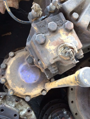 โป๊ะสวิง KOMATSU PC 120-3 เก่า ราคา 45,000 บาท