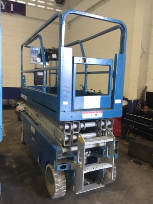 Genie GS2032 : รถกระเช้า ขากรรไกร 6 เมตร นำเข้าจากญี่ปุ่น โทร. 080-6565422 (หนิง)