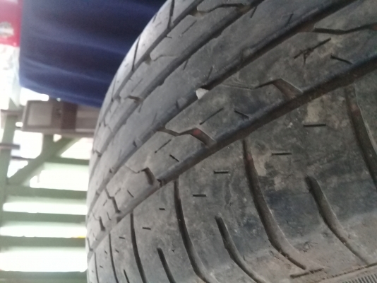 ขายล้อแม๊กหยดน้ำพร้อมยาง ขายล้อแม๊กหยดน้ำพร้อมยาง