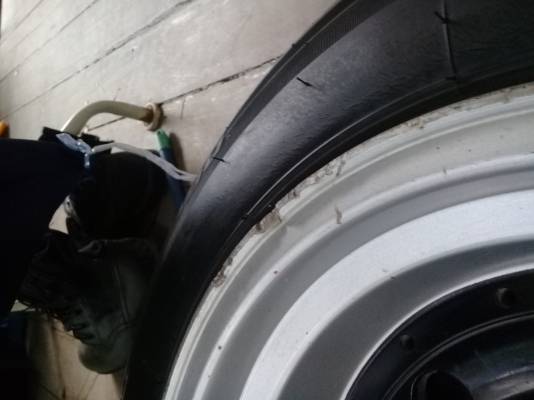 ขายล้อแม๊กหยดน้ำพร้อมยาง