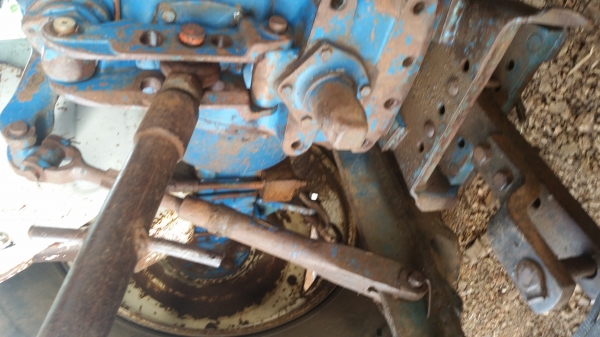 ขายฟอร์ด 77 พร้อมใช้งาน อุปกรณ์ 2 ชิ้น เอกสารพร้อมโอน