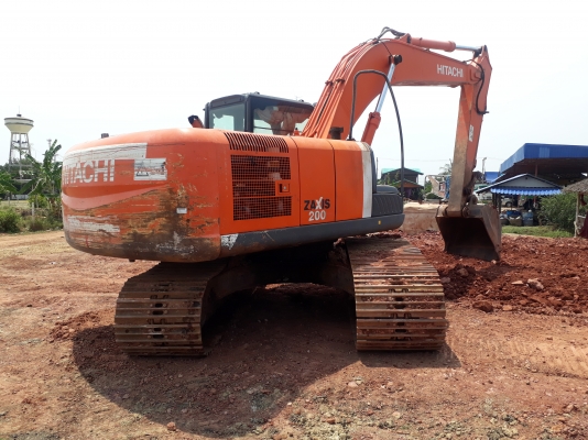 ขายZX200รถใหม่รถสวยไฟฟ้าครบเอกสารเล่มทะเบียนสีเดิมทั้งคันสวยพร้อมใช้งาน