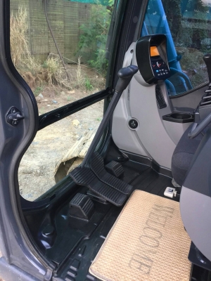 ขายรถแบ็คโฮ KOBELCO SK200-8 Yn12 SuperX ใช้งานเพียง 3 พันชั่วโมง สภาพนางฟ้า