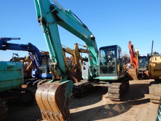 ขายรถขุดนำเข้าจากประเทศญี่ปุ่น kobelco sk135 yy04 รุ่น6 สนใจติดต่อสอบถาม 092-3309229 อีด