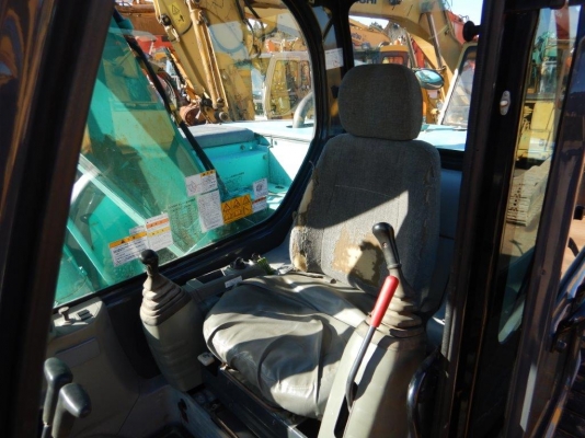 ขายรถขุดนำเข้าจากประเทศญี่ปุ่น kobelco sk135 yy04 รุ่น6 สนใจติดต่อสอบถาม 092-3309229 อีด