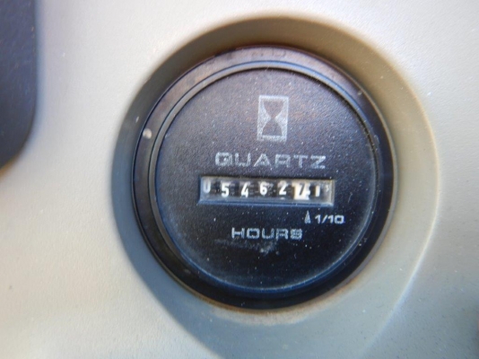 ขายรถขุดนำเข้าจากประเทศญี่ปุ่น kobelco sk135 yy04 รุ่น6 สนใจติดต่อสอบถาม 092-3309229 อีด