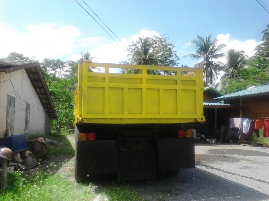 ขาย6ล้อ หัวยาว isuzu เครื่อง120แรง ดั้ม