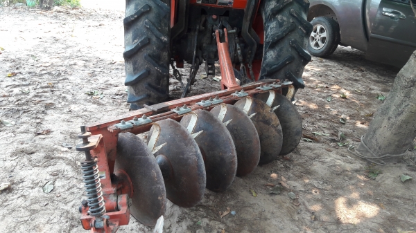 L4708-4WD ปี54 อุปกรณ์2ชิ้น หน้าหลังครับ ดล่มพร้อมโอน รถพร้อมลุย