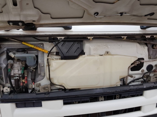 1,050,000"ขายคับหกล้อตู้อีสุ210ปี57