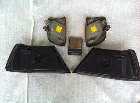 ไฟเลี้ยว benz w124 ไฟท้าย 124 แท้