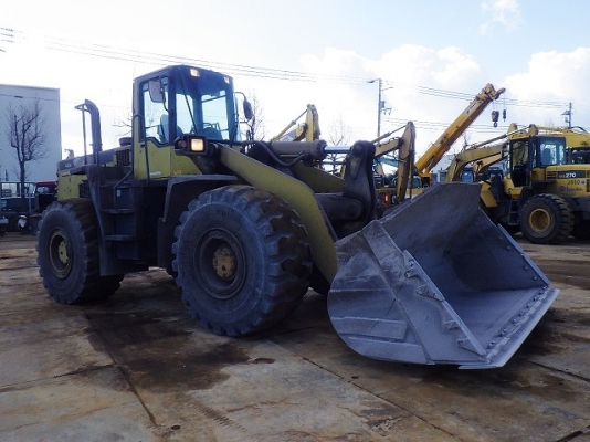 ขายรถตัก ยี่ห้อKomatsu รุ่น WA450-3 ขายรถตัก ยี่ห้อKomatsu รุ่น WA450-3