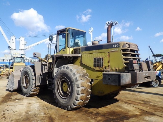 ขายรถตัก ยี่ห้อKomatsu รุ่น WA450-3 ขายรถตัก ยี่ห้อKomatsu รุ่น WA450-3