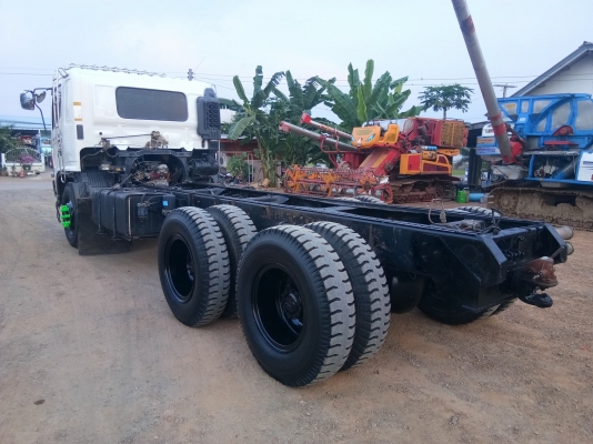 HINO MEGA 260 แรง ปี 48 สวยเดิมรถห้างแท้ 2 เพลา เครื่อง/เกียร์/เฟืองท้ายเดิม ยางใหม่ 10 เส้น มีระบบลากพ่วง ทะเบียนพร้อม