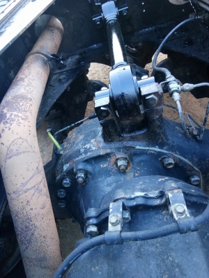 HINO MEGA 260 แรง ปี 48 สวยเดิมรถห้างแท้ 2 เพลา เครื่อง/เกียร์/เฟืองท้ายเดิม ยางใหม่ 10 เส้น มีระบบลากพ่วง ทะเบียนพร้อม