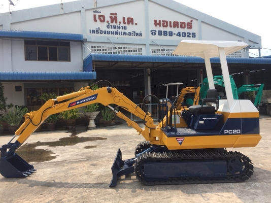 รถขุด Komatsu PC20-2 มือสอง นำเข้าจากญี่ปุ่น สภาพสวย พร้อมใช้งาน