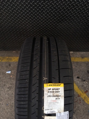 DUNLOP SP SPORT MAXX 050+ 255/35ZR20 ยางญี่ปุ่นราคาพิเศษ DUNLOP SP SPORT MAXX 050+ 255/35ZR20 ยางญี่ปุ่นราคาพิเศษ