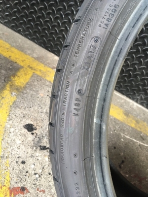 DUNLOP SP SPORT MAXX 050+ 255/35ZR20 ยางญี่ปุ่นราคาพิเศษ DUNLOP SP SPORT MAXX 050+ 255/35ZR20 ยางญี่ปุ่นราคาพิเศษ