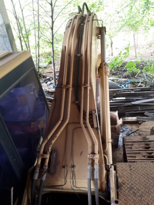 ขายด่วน รถแบคโฮ CAT E200B เฟรม สวย แท้คแน่นรถใช้งานน้อย สวย เก่าเก้บ เดิมๆ ขาย 450000 คับ ขายด่วน รถแบคโฮ CAT E200B เฟรม สวย แท้คแน่นรถใช้งานน้อย สวย เก่าเก้บ เดิมๆ ขาย 450000 คับ