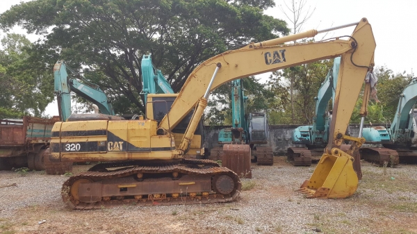 ขาย แบคโฮ CAT 320 Version 1 เอกสารเล่มทะเบียนครบ เครื่องเดิม ปั้มดี ช่วงล่างเช็คใหม่หมดพร้อมใช้งาน ราคาต่อรองได้ครับ