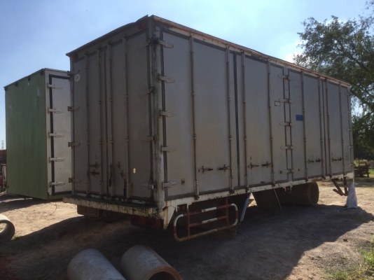 ตู้ 8บาน กว้าง2.45ม. ครัทชีกว้าง87ซมยาว6.5ม. สูง2.5ม. สภาพสวยสวย ศุภากร 081-1903107,089-5367218