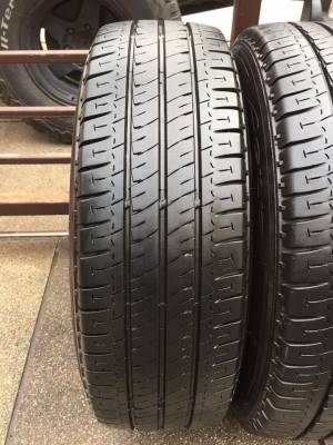 ยาง Michelin 205 70 15 ปี17 ดอกเต็ม ไม่มีปะ เนื้อนิ่มๆ ใช้ยาว ราคาไม่แพง