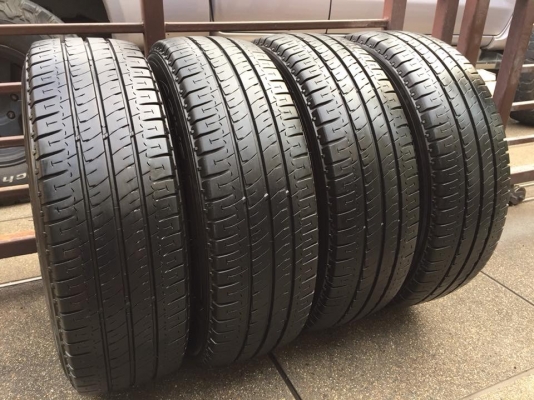ยาง Michelin 205 70 15 ปี17 ดอกเต็ม ไม่มีปะ เนื้อนิ่มๆ ใช้ยาว ราคาไม่แพง ยาง Michelin 205 70 15 ปี17 ดอกเต็ม ไม่มีปะ เนื้อนิ่มๆ ใช้ยาว ราคาไม่แพง