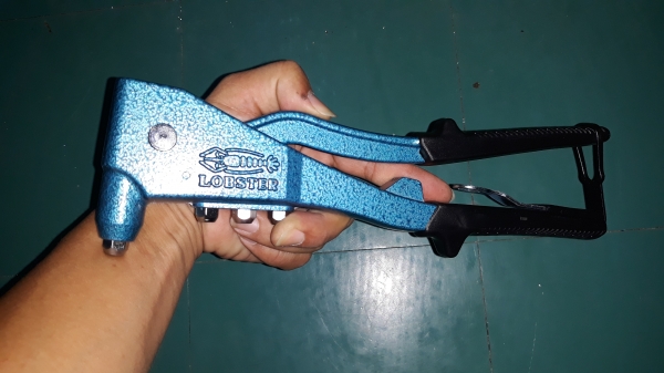 ขายรีเวทตรากุ้ง HR-002 LOBSTER MADE IN JAPAN. ขายรีเวทตรากุ้ง HR-002 LOBSTER MADE IN JAPAN.