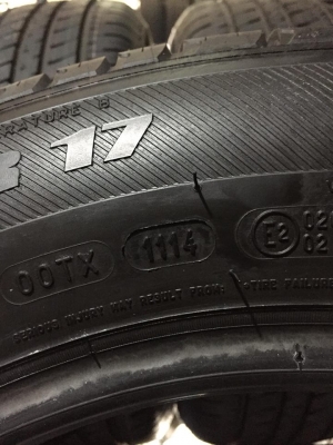 ขายยางป้าย MICHELIN LATITUDE TOUR 225-65-17 ปี14 ชุดละ 6,900 บาท ขายยางป้าย MICHELIN LATITUDE TOUR 225-65-17 ปี14 ชุดละ 6,900 บาท