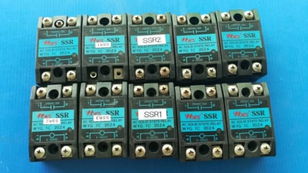 คู่ละ 150 บ.ส่งถึงบ้านฟรีโทร 083-2000058 LINE ID: line832923 Solid state relay ใช้รีเลย์ขับโหลดปกติอ คู่ละ 150 บ.ส่งถึงบ้านฟรีโทร 083-2000058 LINE ID: line832923 Solid state relay ใช้รีเลย์ขับโหลดปกติอ
