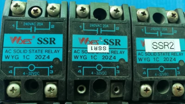 คู่ละ 150 บ.ส่งถึงบ้านฟรีโทร 083-2000058 LINE ID: line832923 Solid state relay ใช้รีเลย์ขับโหลดปกติอ