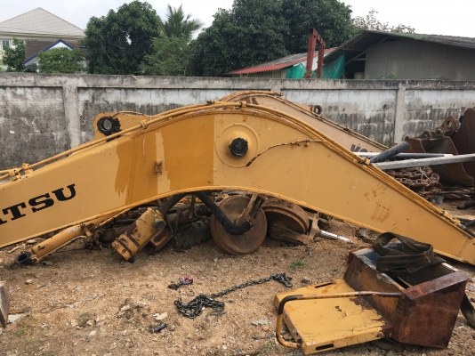 ขายบูมอามPC120 130 140 ได้สภาพสวย