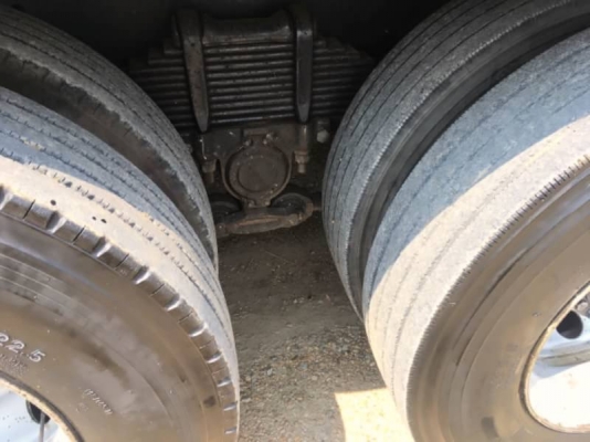 Isuzu 360 แรง แม่ปี 56 ลูกปี 57 ดัมพ์คอกเกษตรอู่พนัส รถสวยเดิมไม่เคยทำสี น้ำหนักบรรทุก 29.70 ตัน เครื่อง/เกียร์เดิม ยางดี พร้อมใช้งาน