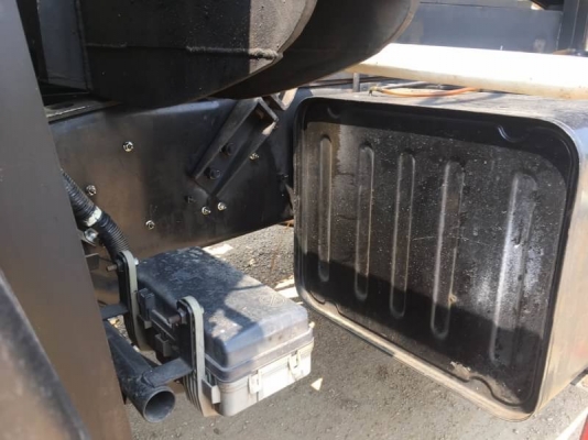 Isuzu 360 แรง แม่ปี 56 ลูกปี 57 ดัมพ์คอกเกษตรอู่พนัส รถสวยเดิมไม่เคยทำสี น้ำหนักบรรทุก 29.70 ตัน เครื่อง/เกียร์เดิม ยางดี พร้อมใช้งาน