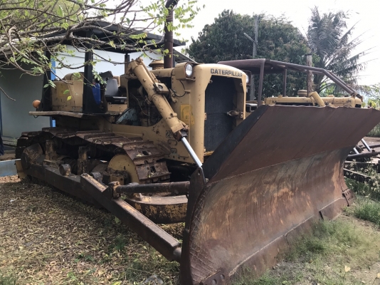 ขายรถแทรกเตอร์ แพ็คคู่ CAT D6C และ CAT D7F ราคา.750000 ตีนไก่ เกียร์ท๊อก มีลิปเปอร์หลัง รถสวย ช่วงล้างเต็ม เฟรมสวย เครื่องแน้น ปั้มแรง รถพร้อมใช้งานทั้ง 2 คัน สนใจนัดลองรถได้ที่.081-3531946 ต่อ.บางนา &amp; ID LINE รถอยู่ จ.กาณจนบุรี