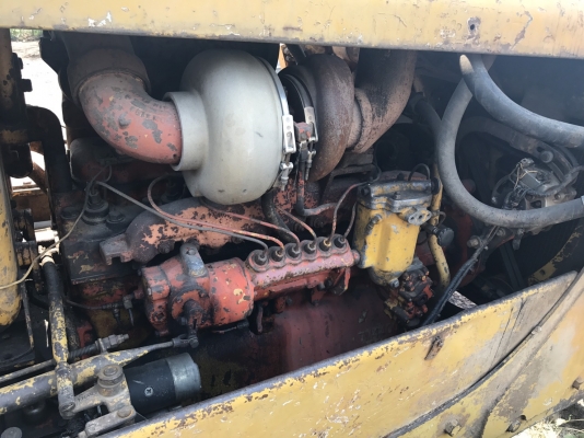 ขายรถแทรกเตอร์ แพ็คคู่ CAT D6C และ CAT D7F ราคา.750000 ตีนไก่ เกียร์ท๊อก มีลิปเปอร์หลัง รถสวย ช่วงล้างเต็ม เฟรมสวย เครื่องแน้น ปั้มแรง รถพร้อมใช้งานทั้ง 2 คัน สนใจนัดลองรถได้ที่.081-3531946 ต่อ.บางนา &amp; ID LINE รถอยู่ จ.กาณจนบุรี