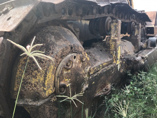 ขายรถแทรกเตอร์ แพ็คคู่ CAT D6C และ CAT D7F ราคา.750000 ตีนไก่ เกียร์ท๊อก มีลิปเปอร์หลัง รถสวย ช่วงล้างเต็ม เฟรมสวย เครื่องแน้น ปั้มแรง รถพร้อมใช้งานทั้ง 2 คัน สนใจนัดลองรถได้ที่.081-3531946 ต่อ.บางนา &amp; ID LINE รถอยู่ จ.กาณจนบุรี