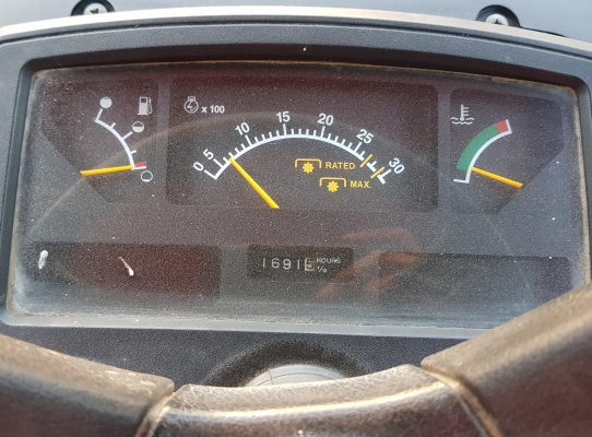 ยันม่าร์ 49แรงอุปกรณ์2ชิ้น สภาพดีเล่มทะเบียนพร้อมครับ ยันม่าร์ 49แรงอุปกรณ์2ชิ้น สภาพดีเล่มทะเบียนพร้อมครับ