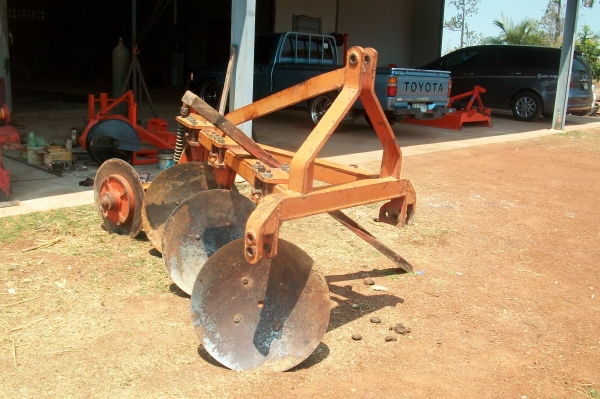 ขายผานบุกเบิกLCS26x3ใช่กับรถไถใหญ่