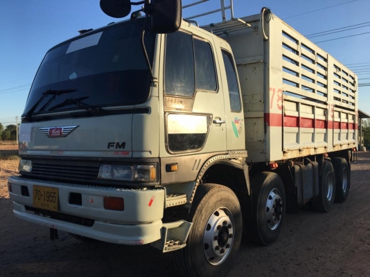 ขายรถบรรทุก12ล้อ HINO FM3M 240แรง 2เพลา มีระบบลากพ่วง ราคาเริ่มต้นที่800,000 มีให้เลือกหลายคัน จัดไฟ
