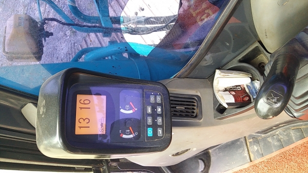 ขาย 1,850,000 KOBELCO sk 200-8 super X 8,400 ชม. เครื่องดี ปั้มแรง เอวแน่น ช่วงล่างสวย สีไม่สวยเอกสารแจ้งจำหน่าย รถสวยพร้อมใช้ รถอยู่ เพชรบุรี 090-772-3710 090-772-3708