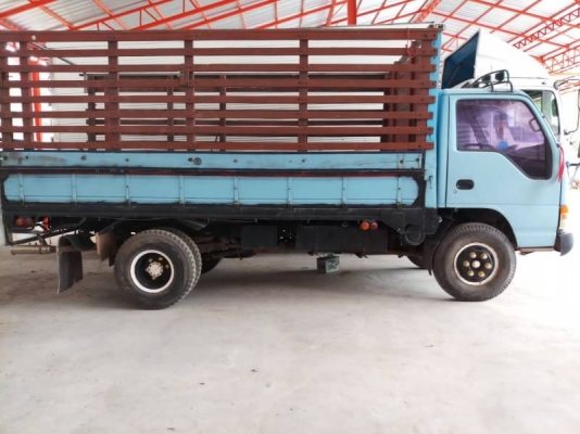 ISUZU 120 ISUZU 120