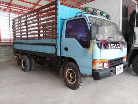 ISUZU 120