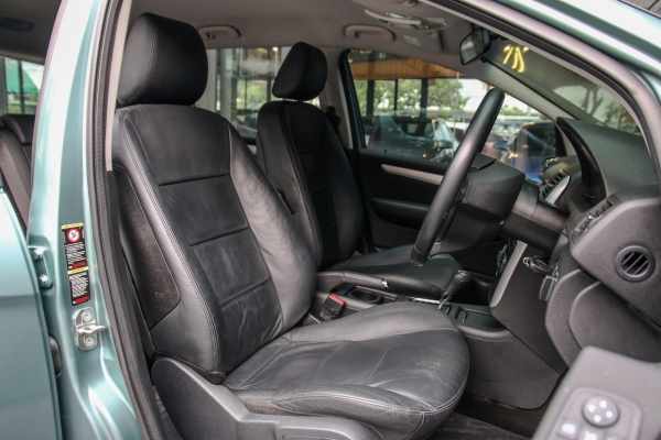 ขาย Benz A170 Avantgarde ปี2005 สีฟ้าน้ำทะเล ขาย Benz A170 Avantgarde ปี2005 สีฟ้าน้ำทะเล