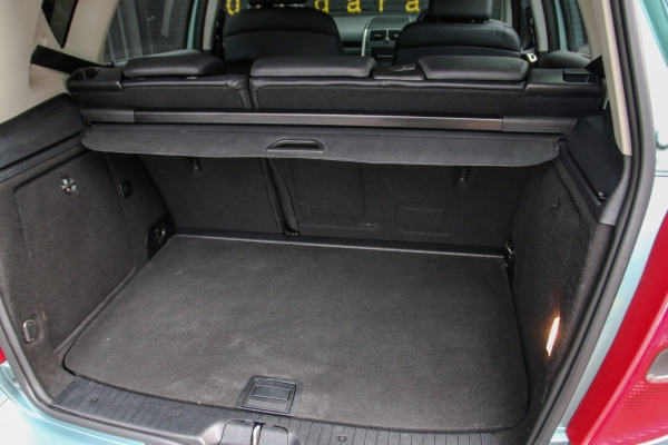 ขาย Benz A170 Avantgarde ปี2005 สีฟ้าน้ำทะเล ขาย Benz A170 Avantgarde ปี2005 สีฟ้าน้ำทะเล