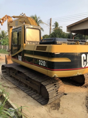 ขาย CAT 320Lสภาพสวยพร้อมใช้ ติดต่อคุณอ๊อฟ พิจิตร 086-737-9991