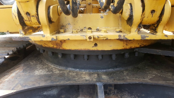 ขายCAT E200Bสภาพสวยพร้อมใช้ ติดต่อคุณอ๊อฟ พิจิตร 086-737-9991